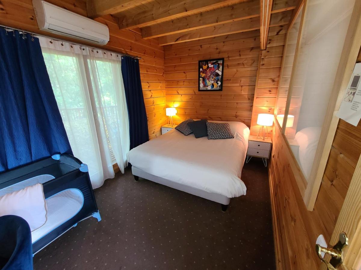 Les Grands Frenes Bed & Breakfast Plaine-de-Walsch Exterior photo