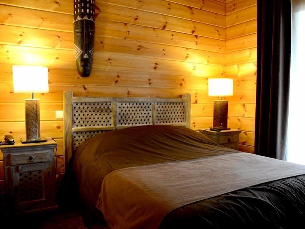 Les Grands Frenes Bed & Breakfast Plaine-de-Walsch Exterior photo