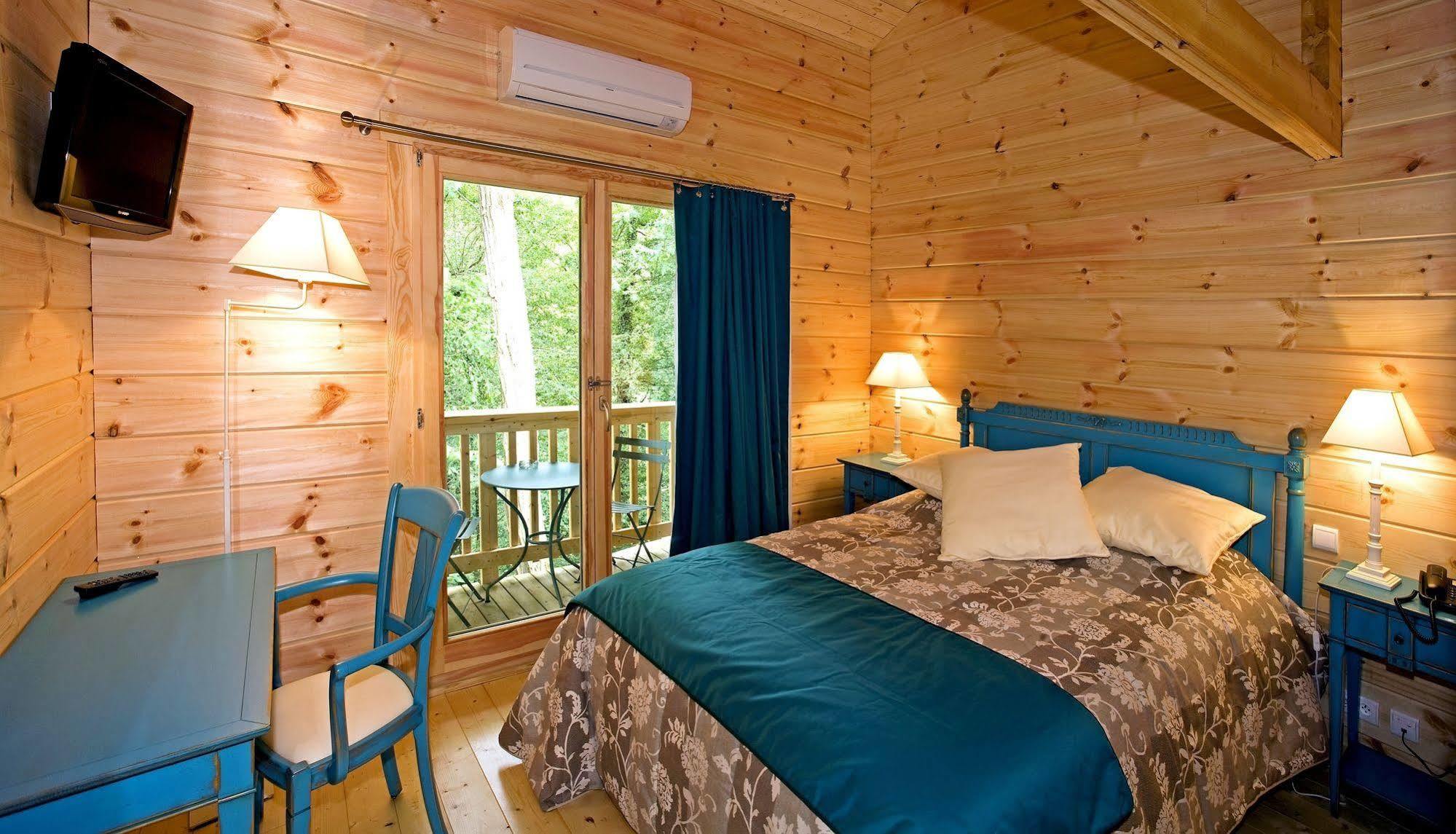 Les Grands Frenes Bed & Breakfast Plaine-de-Walsch Exterior photo