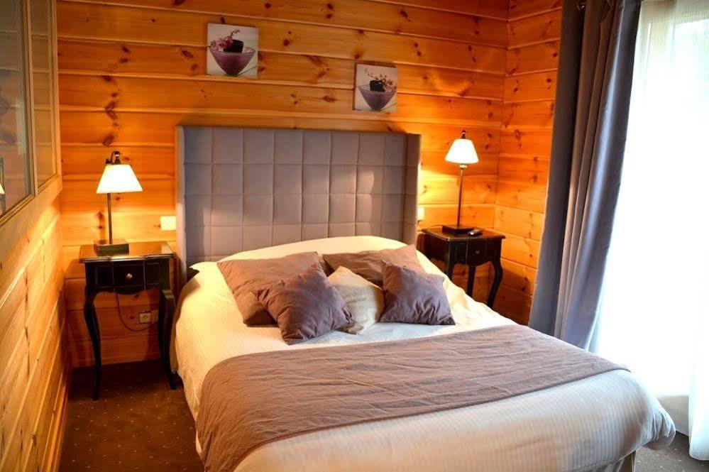 Les Grands Frenes Bed & Breakfast Plaine-de-Walsch Exterior photo